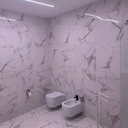 Appartamento Tortona * Тортона