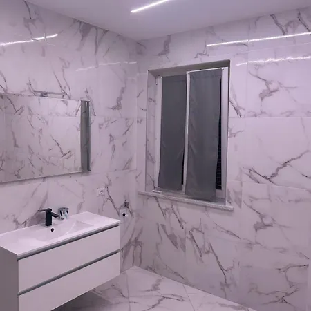 Appartamento Tortona Apartment