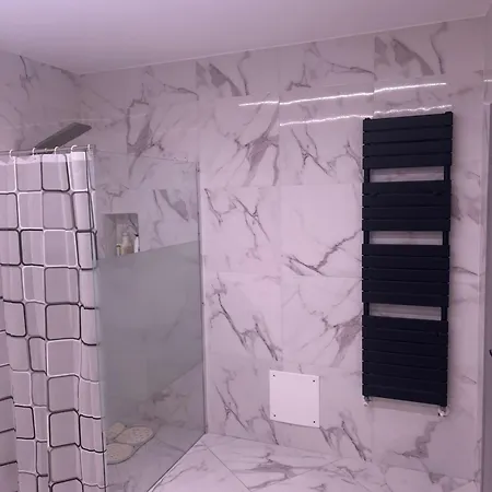 Appartamento Tortona Тортона